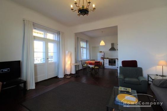 Möbliert 1,5 Zimmer Apartment mit Dachterrasse in Dresden-Loschwitz