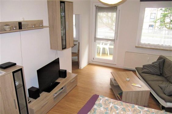 Möbliert 1-Zimmer Wohnung in Dresden-Kleinpestitz/Mockritz mit Balkon