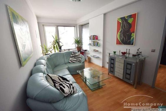 ***Moderne 2 Zi.-Wohnung mit Balkon im Herzen des Viertels