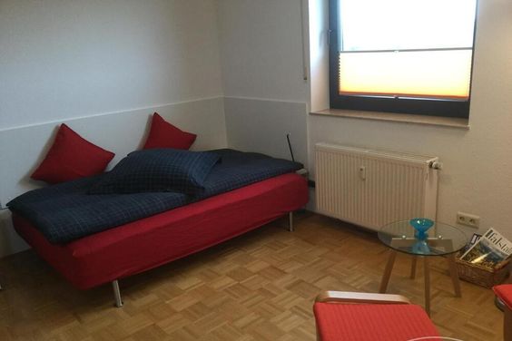 Voll möbliertes 1-Zimmer-Apartment in Meckenheim-Merl!