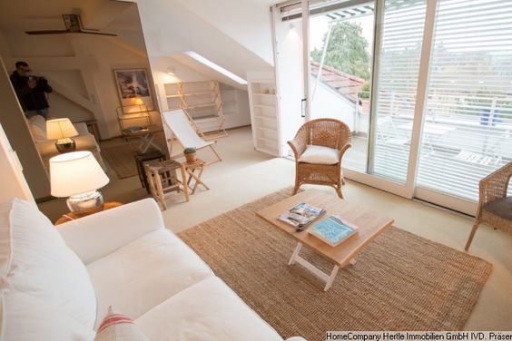 Ruhig und charmant möbliert in toller Altbau Maisonette-Wohnung für 3-11 Monate in der Wiehre, Freiburg