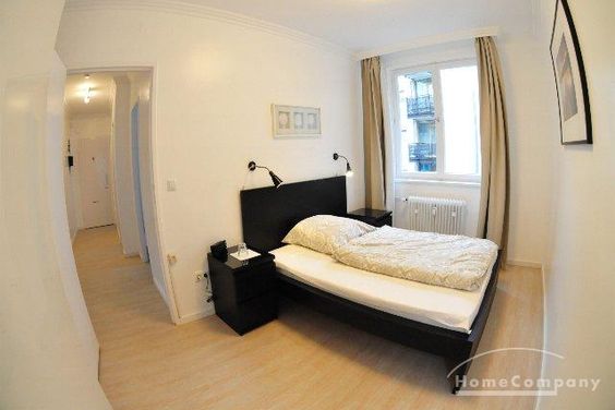 Helle 3-Zimmer-Wohnung mit Balkon in Berlin Wilmersdorf, möbliert