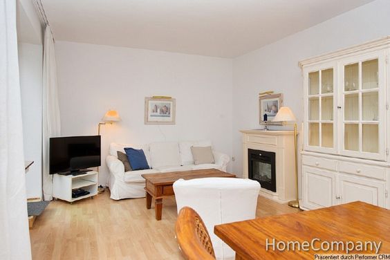 Stylish living! Charming apartment with patio and DSL, right by the Hofgarten
