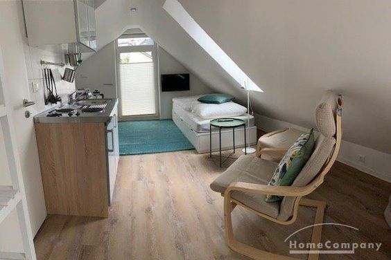 Renoviertes u.neu eingerichtetes Apartment im Hof eines Stadthauses,