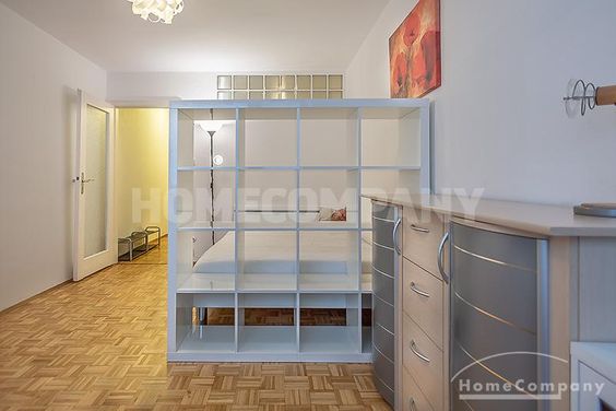 Gepflegtes, möbliertes 1 Zimmer Apartment