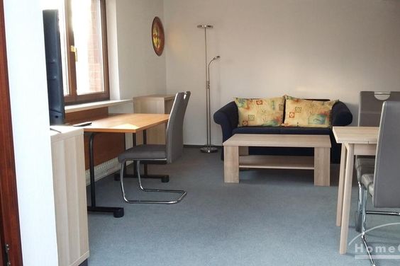 Renoviertes und neu eingerichtetes Apartment im Anbau eines Einfamilienhauses