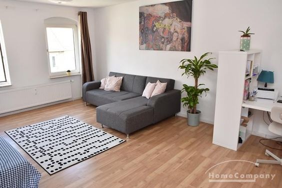 Zentrum, Helle, modern möblierte DG-Wohnung zwischen Steintor und Uni