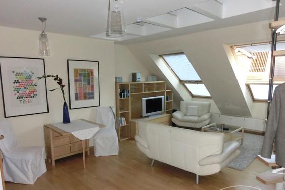 Moderne, zentrale Studiowohnung in Kiel-Schreventeich, möbliert