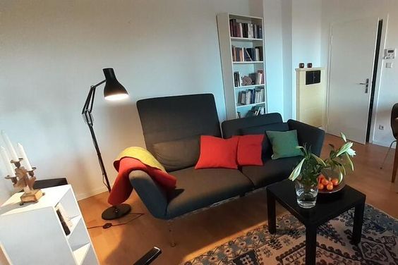 Individuell möblierte 3-Zimmer-Wohnung in zentraler Lage in Bonn-Duisdorf mit Balkon!