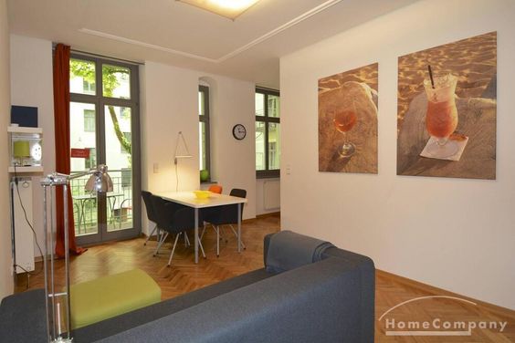 Sonnige, möblierte Zwei-Zi-Wohnung mit Balkon, Berlin Prenzlauer Berg