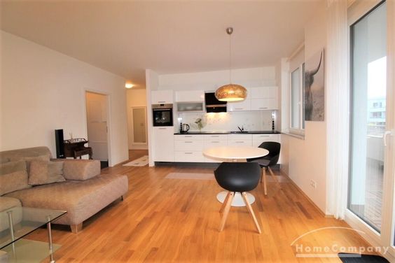 2703 Möbliert-Luxuriöses 2-Zimmer Apartment in DD-Striesen 2 Personen