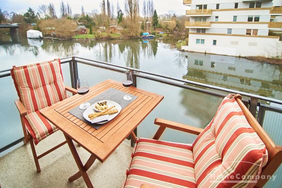 Ruhig und zentrumsnah  mit Blick auf den Kanal – Möbliert auf Zeit