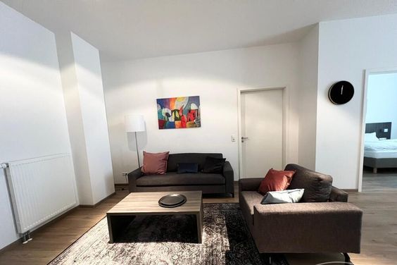 Innenstadt (8067217) Frankfurt City, 2 Zimmer Apartments ab sofort bezugsbereit