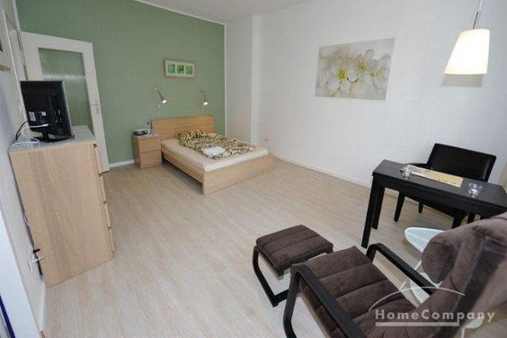 Schöne 1 Zimmer Wohnung mit Balkon in Berlin Wilmersdorf