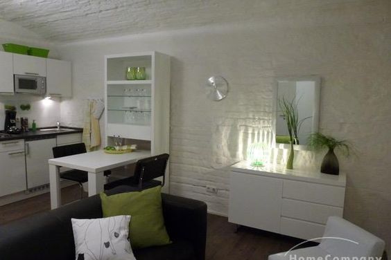 Modern möbliertes 1-Zimmer-Souterrain-Apartment in einem Gründerzeithaus in der Bonner Südstadt!