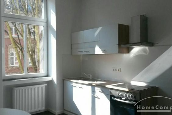 **Modern eingerichtete 2 ZiKB Wohnung in Alt-Saarbrücken, Nähe HTW**