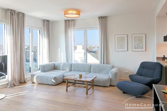 Alsternahes Penthouse Wohnung mit luxuriöser Ausstattung in Hamburg. ** 2 Schlafzimmer – Ideal für Firmen und beruflich Mobile ***