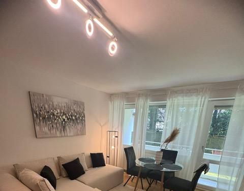 Tolle, voll möblierte 2-Zimmer-Designer-Wohnung in Solln